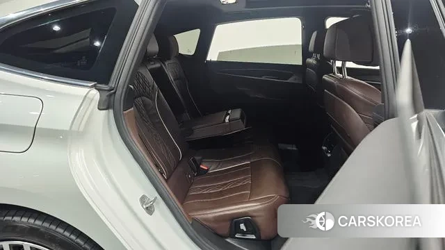 BMW 6 Series GT (G32) 2021 Белый из Кореи, фото 2