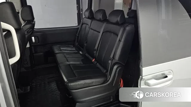 Hyundai Staria 2022 Серебряный из Кореи, фото 2