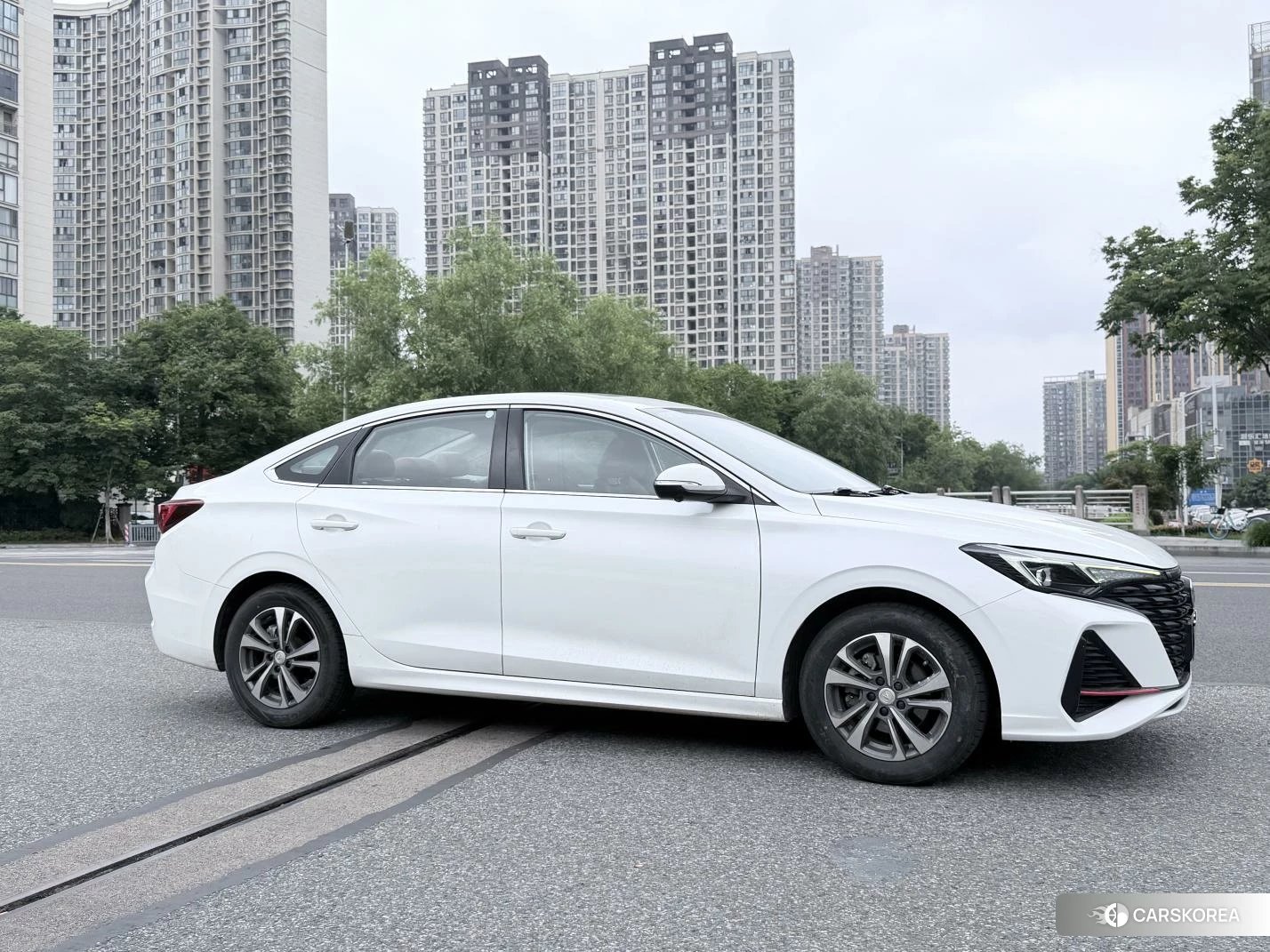 Chang'an Yidong 2023 Белый из Китая, фото 2