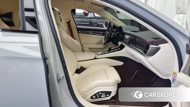 Porsche Panamera (971) 2021 Серый из Кореи, фото 2