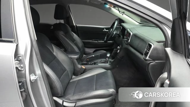 Kia Sportage The Bold 2019 Серебряный из Кореи, фото 2