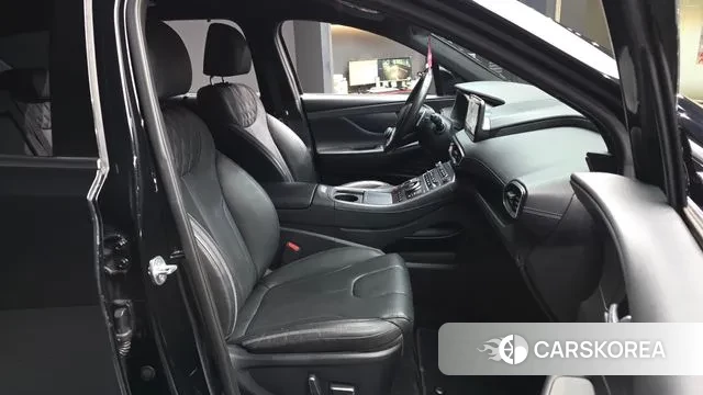 Hyundai The New Santa Fe 2022 Черный из Кореи, фото 2