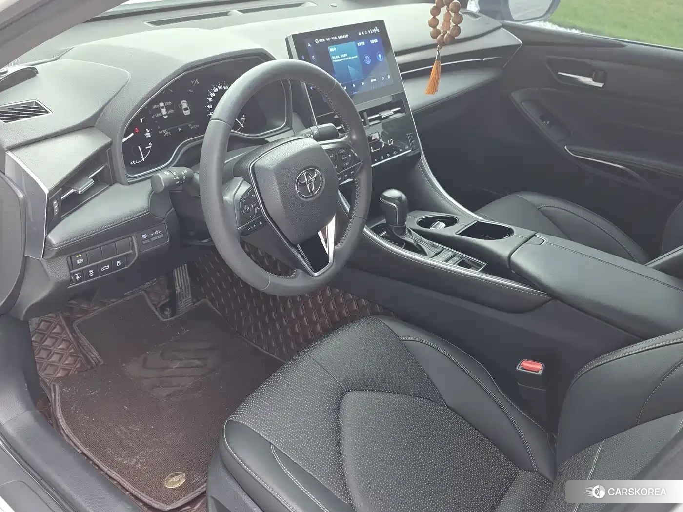 Toyota Avalon 2022 Белый из Китая, фото 2