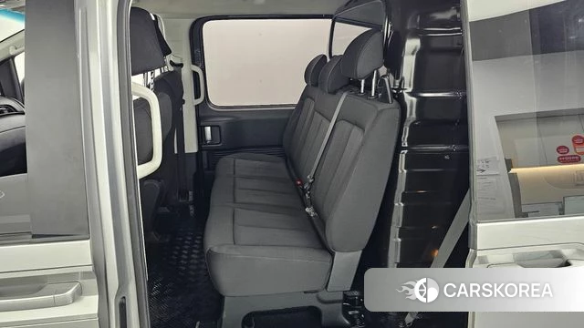 Hyundai Staria 2021 Серебристо-серый из Кореи, фото 2