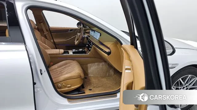 Genesis G80 (RG3) 2025 Белый из Кореи, фото 2