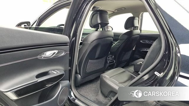 Genesis GV70 2022 Черный из Кореи, фото 2