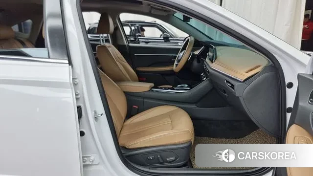 Hyundai Sonata (DN8) 2021 Белый из Кореи, фото 2