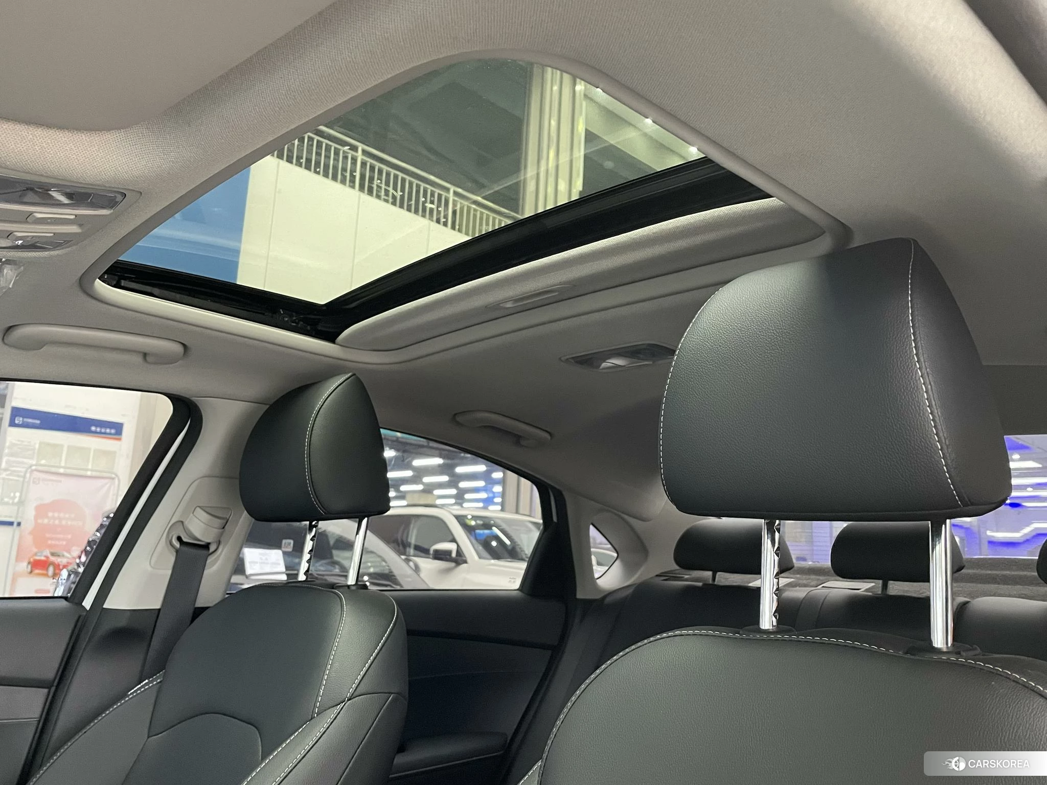 Kia K3 2021 Белый из Китая, фото 2