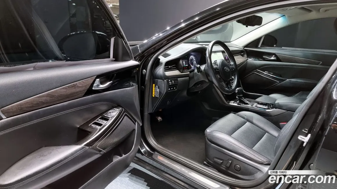 Kia K7 Premier 2020 Черный из Кореи, фото 2