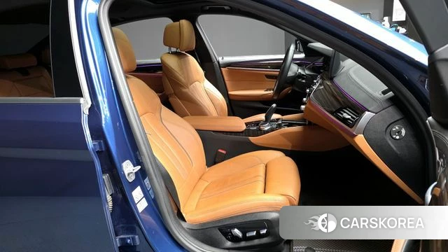 BMW 5 Series (G30) 2020 Синий из Кореи, фото 2