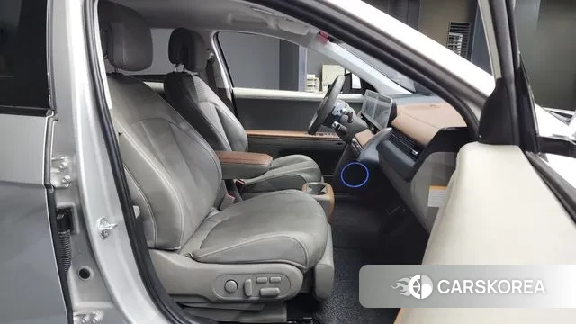 Hyundai Ionic 5 2022 Серебристо-серый из Кореи, фото 2