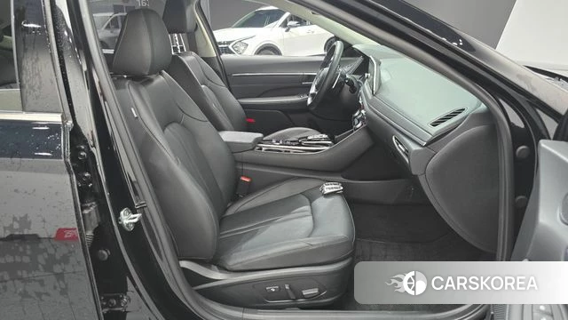 Hyundai Sonata (DN8) 2022 Черный из Кореи, фото 2