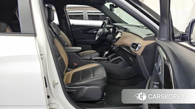 Chevrolet (GM Daewoo) Trailblazer 2021 Белый из Кореи, фото 2
