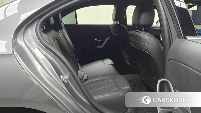 Mercedes-Benz A-Class W177 2021 Серый из Кореи, фото 2