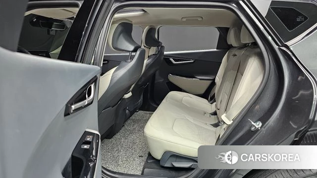 Kia EV6 2023 Серый из Кореи, фото 2