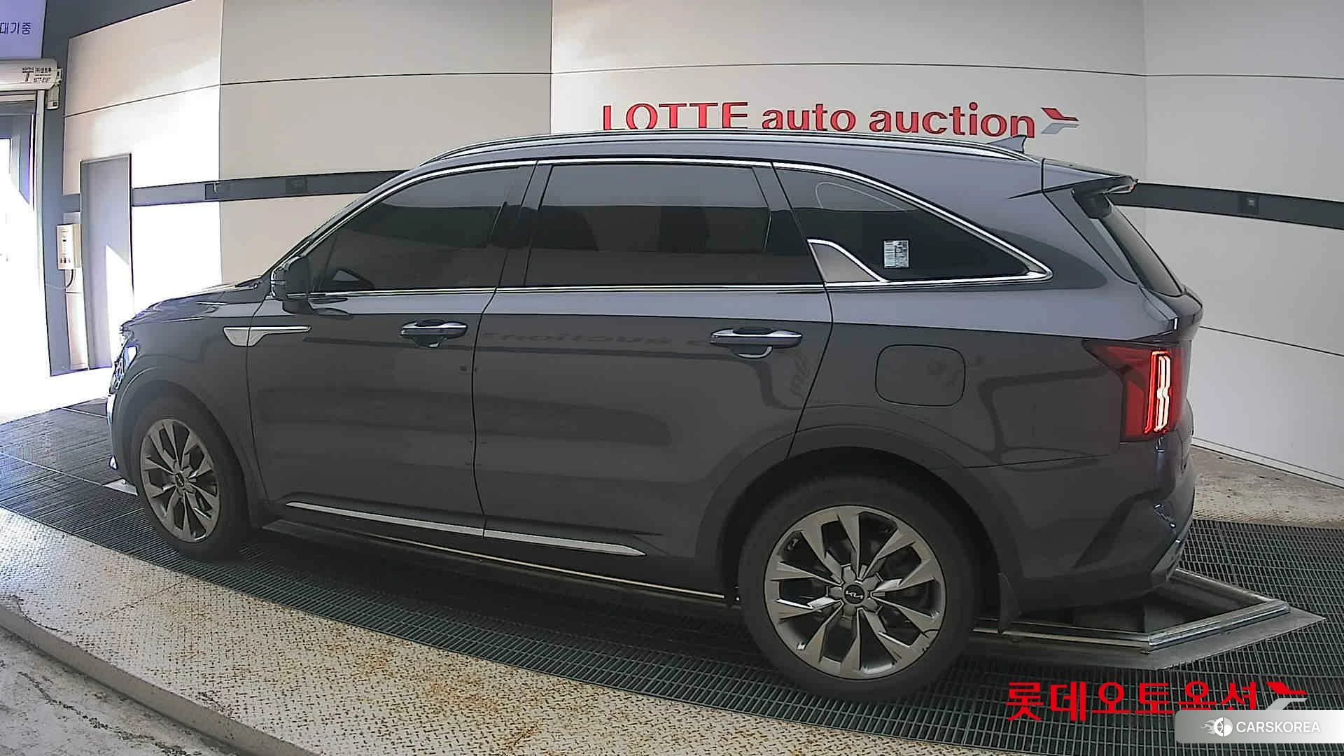Kia Sorento 2022 Platinium Graphite из Кореи, фото 2