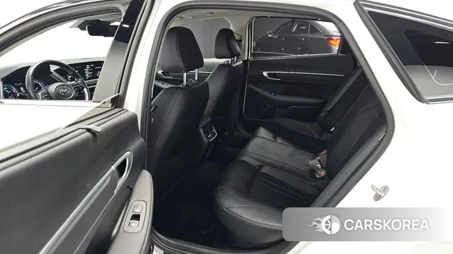 Hyundai Sonata Hybrid (DN8) 2023 Белый из Кореи, фото 2