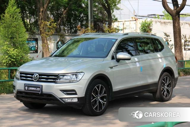 Volkswagen Tiguan L 2019 Шампань из Китая, фото 2
