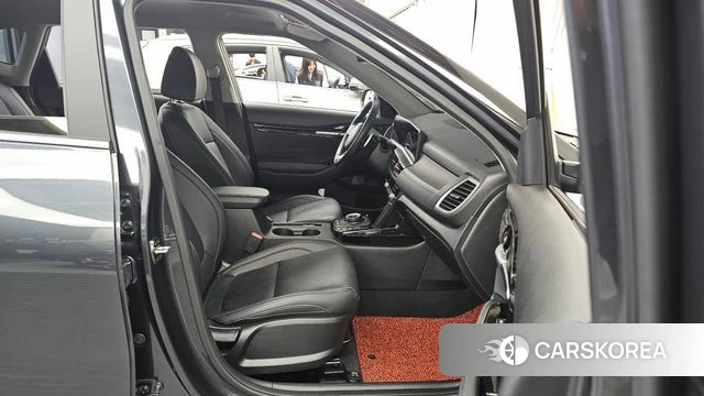 Kia The New Seltos 2024 Серый из Кореи, фото 2