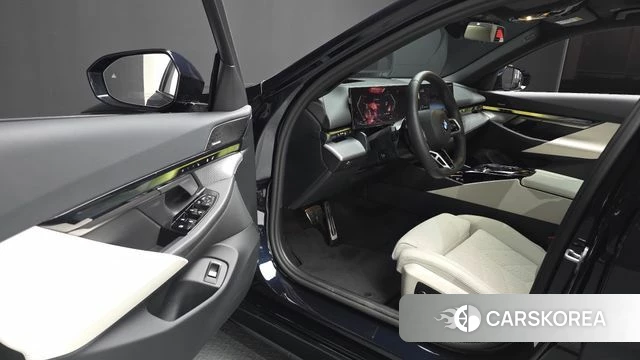 BMW 5 Series (G60) id 4177478 из Кореи 2