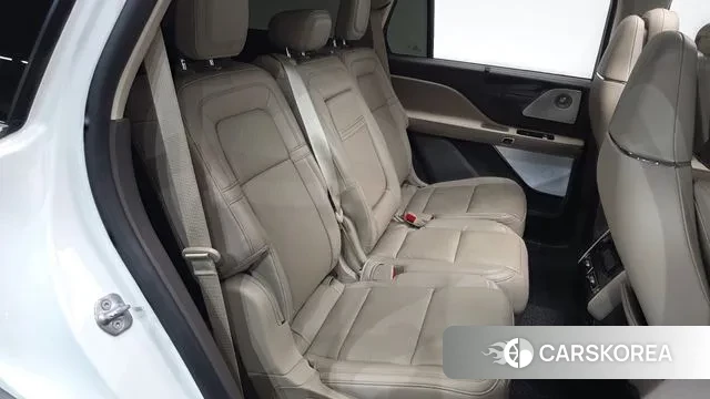 Lincoln Aviator 2nd generation 2023 Белый из Кореи, фото 2