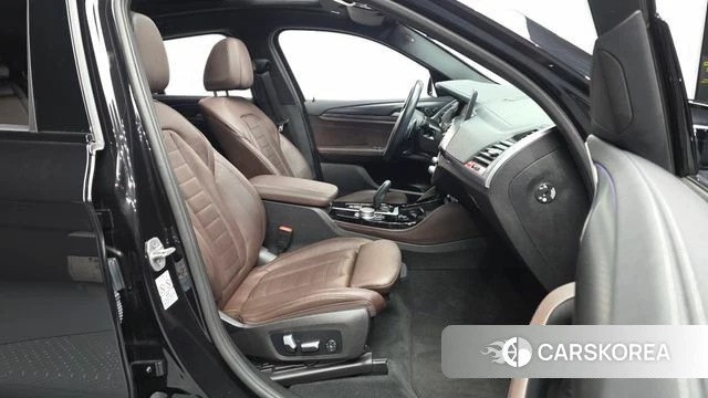 BMW X4 (G02) 2021 Черный из Кореи, фото 2