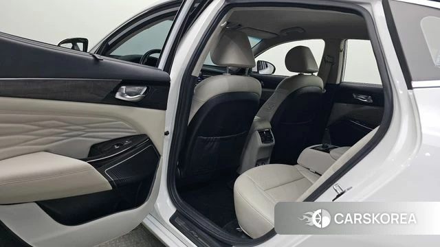 Kia K7 Premier Hybrid 2019 Белый из Кореи, фото 2