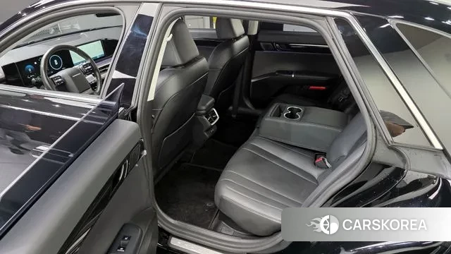 Hyundai Grandeur Hybrid (GN7) 2023 Черный из Кореи, фото 2