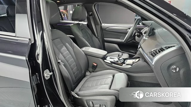 BMW X4 (G02) 2025 Черный из Кореи, фото 2