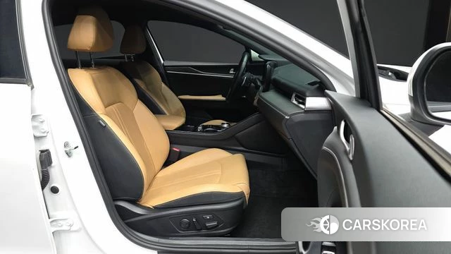 Kia K5 3rd generation 2021 Белый из Кореи, фото 2