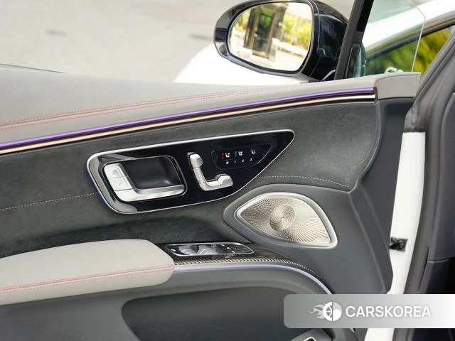 Mercedes-Benz EQS AMG 2024 Белый из Китая, фото 2