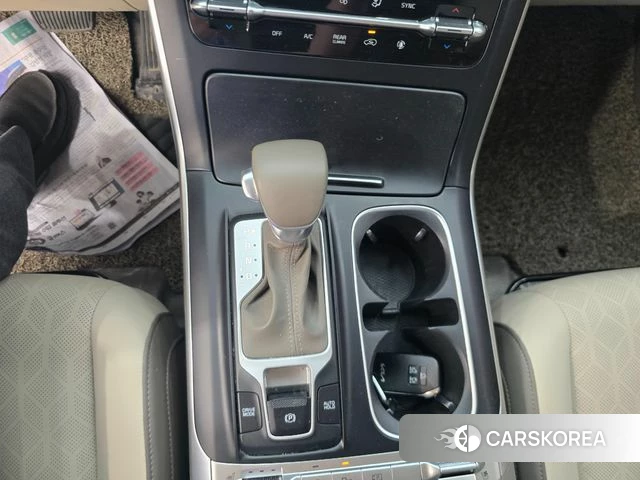 Kia Carnival 4th generation 2022 Белый из Кореи, фото 2