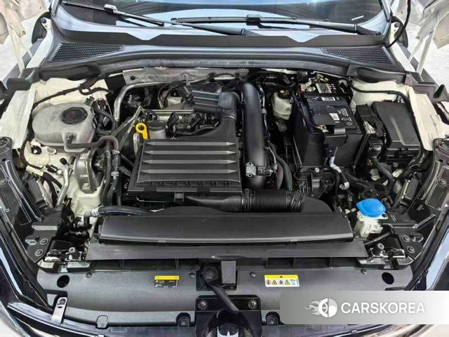Volkswagen Lingdu 2022 Белый из Китая, фото 2
