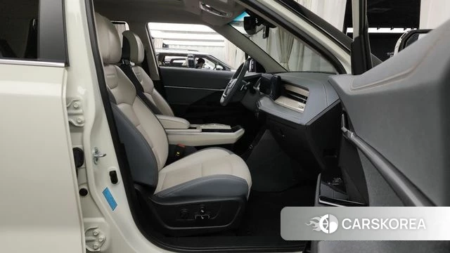 Ssangyong Torres EVX 2023 Белый из Кореи, фото 2