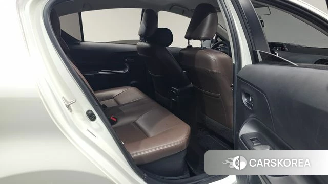 Toyota Prius C 2018 Белый из Кореи, фото 2