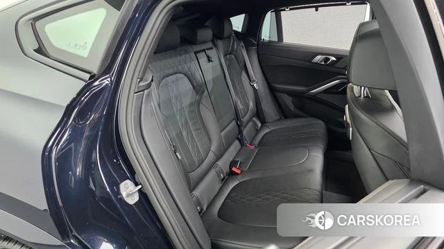 BMW X6 (G06) 2025 Черный из Кореи, фото 2