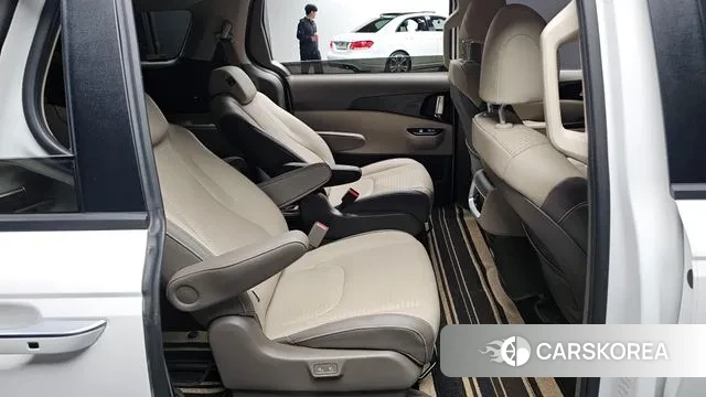 Kia Carnival 4th generation 2021 Белый из Кореи, фото 2