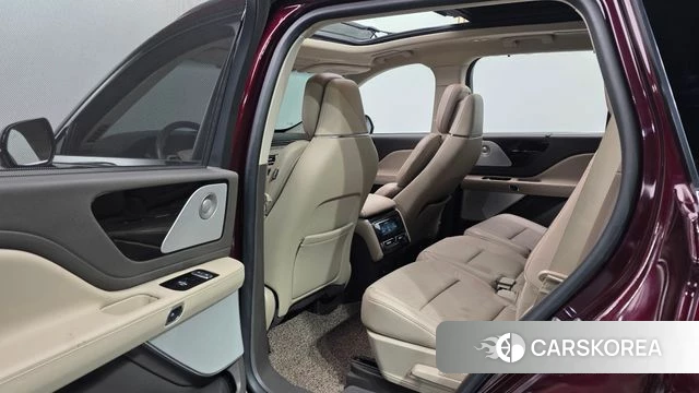 Lincoln Aviator 2nd generation 2020 Красный из Кореи, фото 2