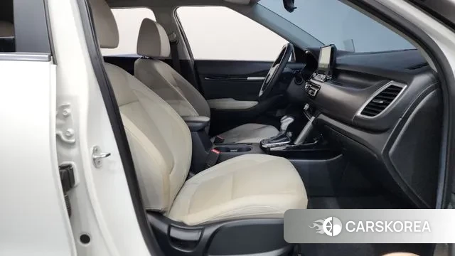 Kia Seltos 2020 Белый из Кореи, фото 2