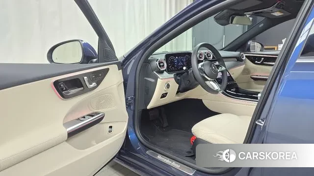 Mercedes-Benz C-Class W206 2025 Синий из Кореи, фото 2