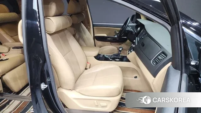 Kia The New Carnival 2018 Черный из Кореи, фото 2