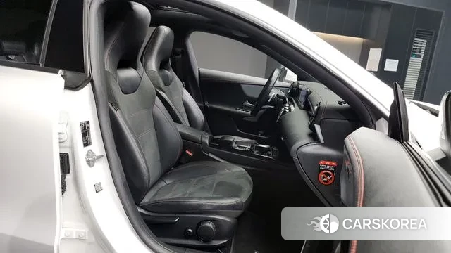 Mercedes-Benz CLA-Class C118 2022 Белый из Кореи, фото 2