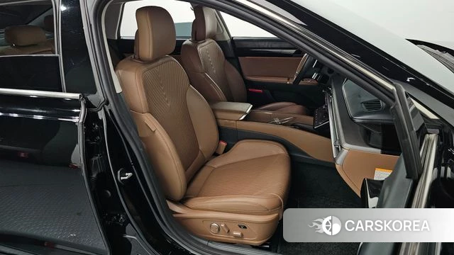 Hyundai Grandeur Hybrid (GN7) 2023 Черный из Кореи, фото 2