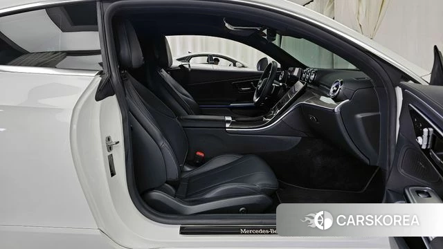 Mercedes-Benz CLE-Class C236 2024 Белый из Кореи, фото 2