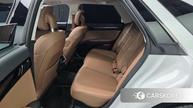 Hyundai Grandeur Hybrid (GN7) 2024 Белый из Кореи, фото 2