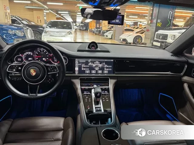 Porsche Panamera (971) 2018 Черный из Кореи, фото 2