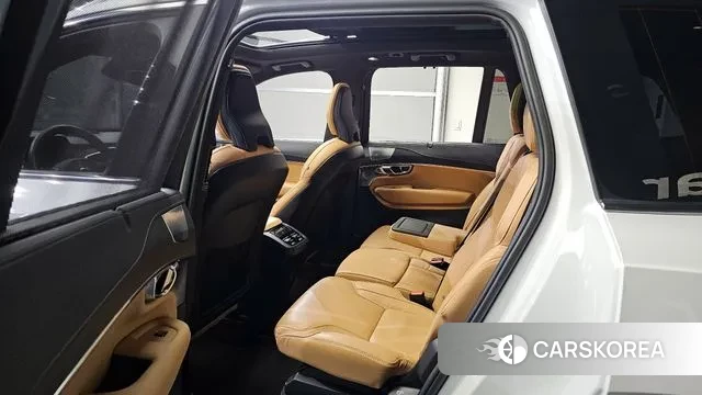 Volvo XC90 second Generation 2023 Белый из Кореи, фото 2