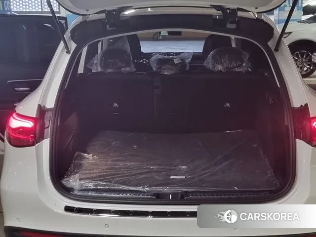 Mercedes-Benz GLC-Class X254 2024 Белый из Кореи, фото 2