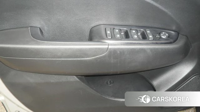 Hyundai Venue 2019 Цвет тростника из Кореи, фото 2