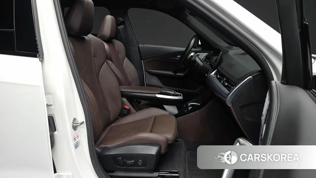 BMW X1 (U11) 2023 Белый из Кореи, фото 2